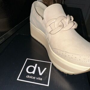 Dolce Vita Women's Cream Platform Loafers